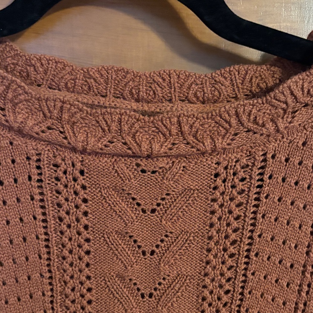 Source Unknown Rust Sweater - Crew Neck - Picture 2 of 8